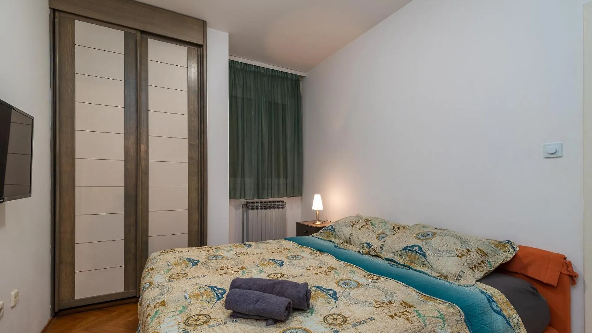 Luxury Apartment Overlooking The City Split 0*,