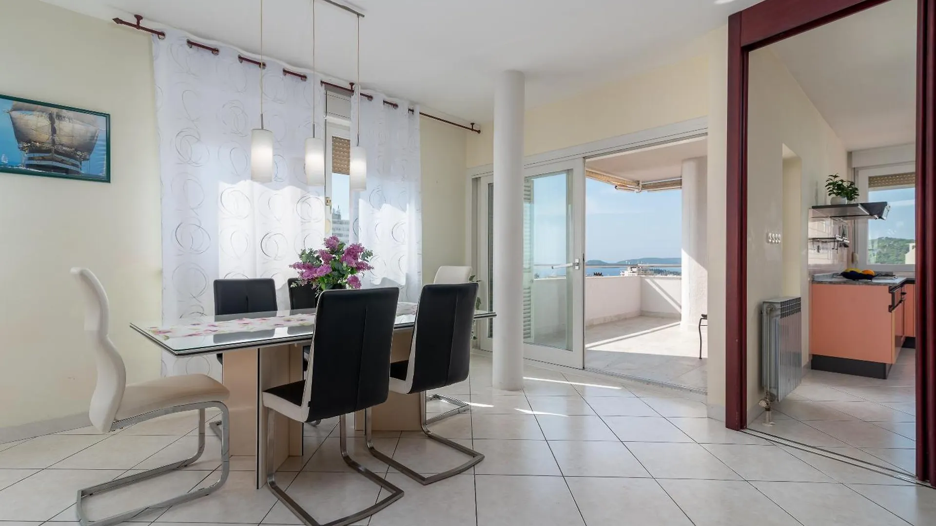 Luxury Apartment Overlooking The City Split 0*,  Chorvatsko