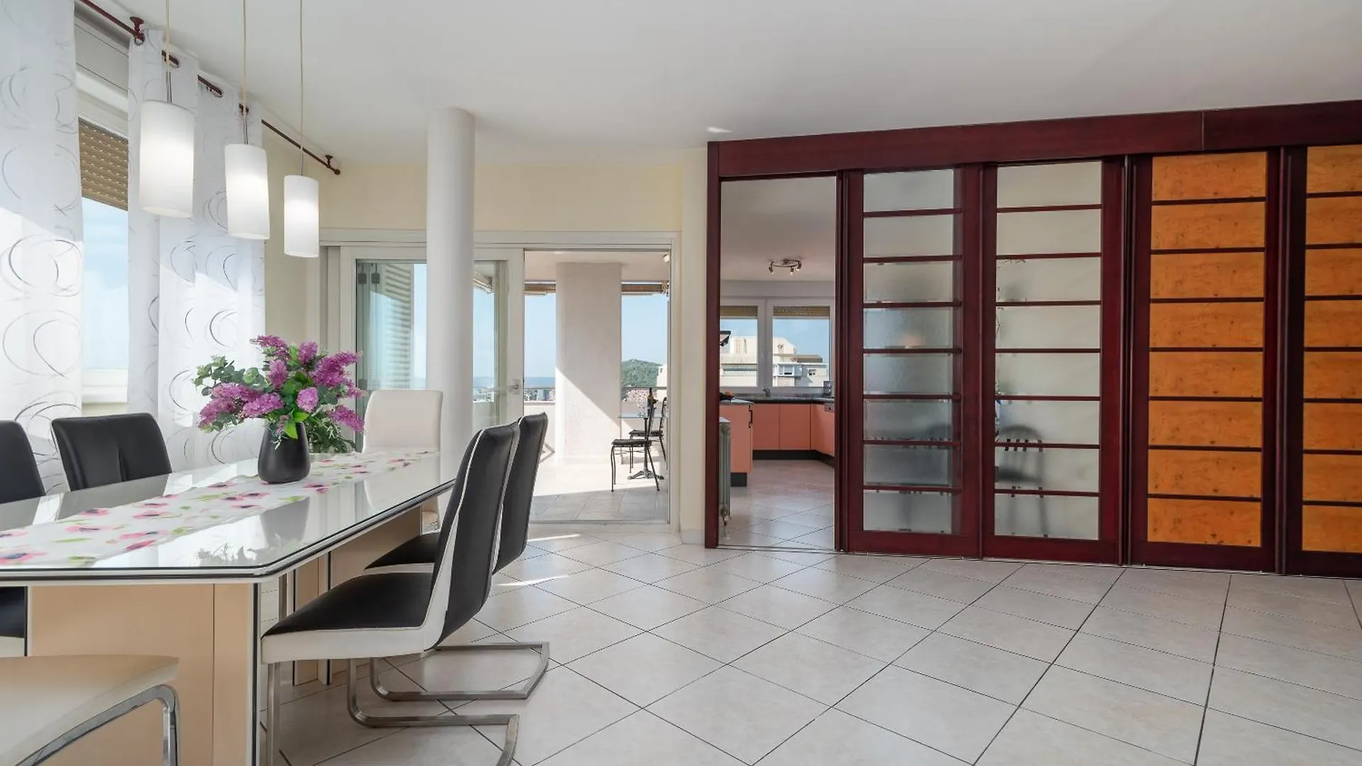 Luxury Apartment Overlooking The City Split